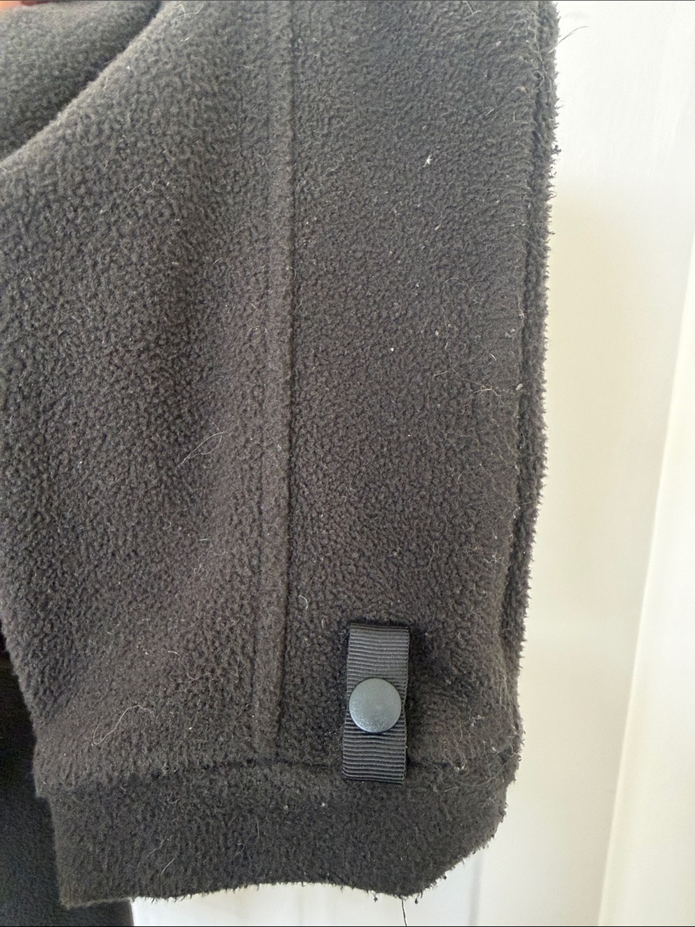 The North Face Black Full-Zip Fleece Jacket - Picture 7 of 9